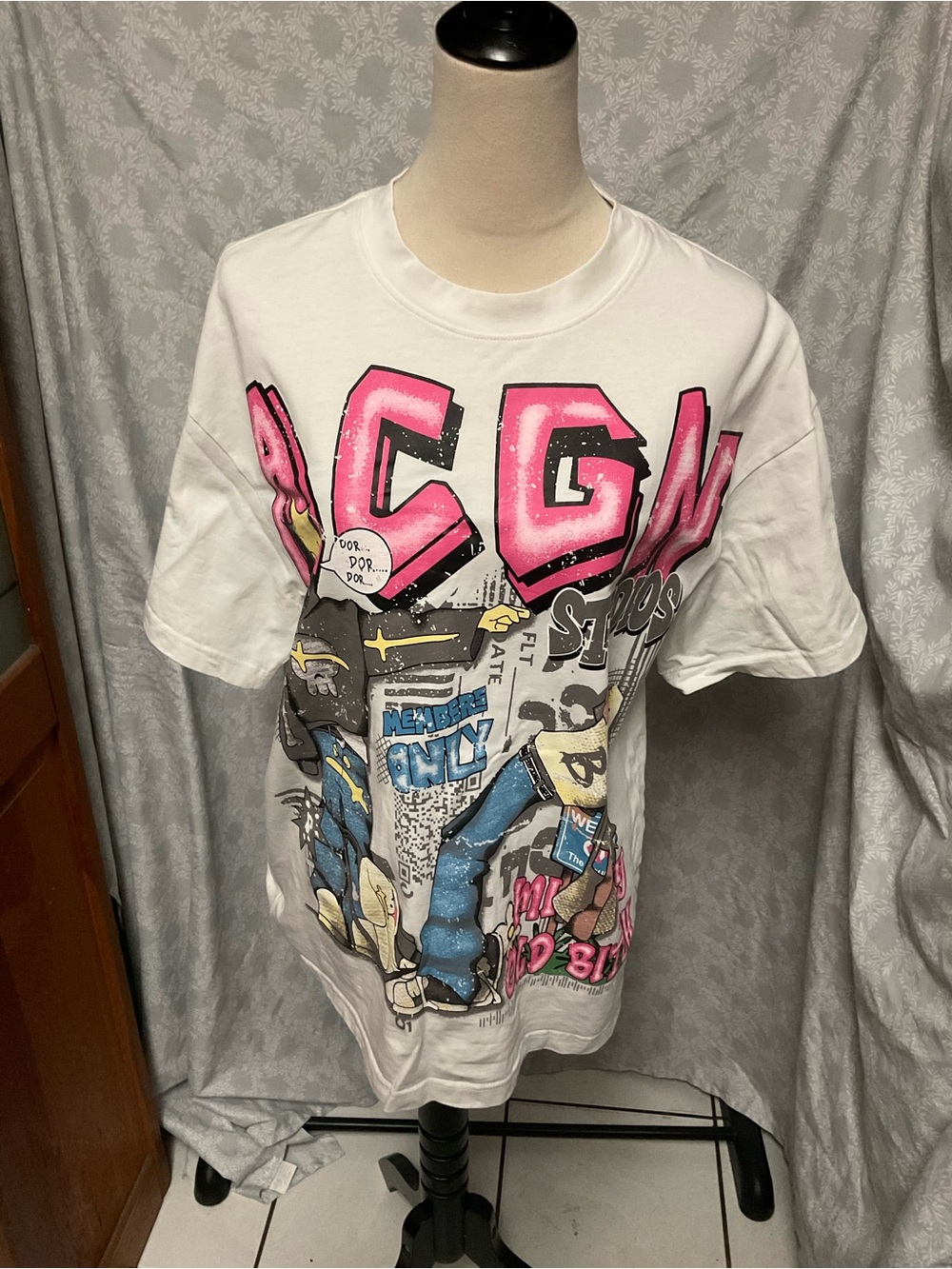 White Short-Sleeve Graphic Tee with Pink Accents